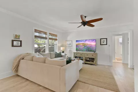18 Oak St, Saint Augustine, FL 32084 photo 8