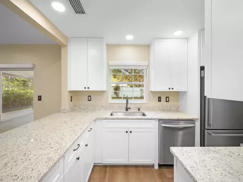 198 Estancia St, Saint Augustine, FL 32086 photo 8