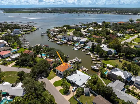 View/Area - 203 S Matanzas Blvd, Saint Augustine, FL 32080 photo 9 of 16