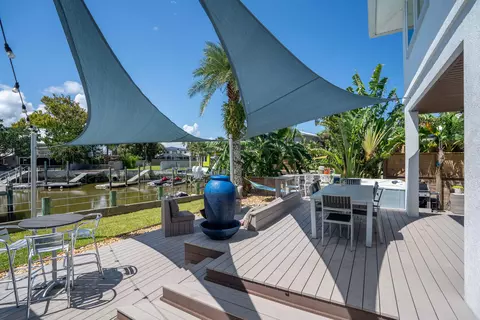 Exterior - 203 S Matanzas Blvd, Saint Augustine, FL 32080 photo 18 of 32
