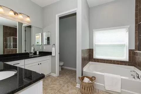 Bath - 3420 S Silvertree Way, Saint Augustine, FL 32086 photo 4 of 7