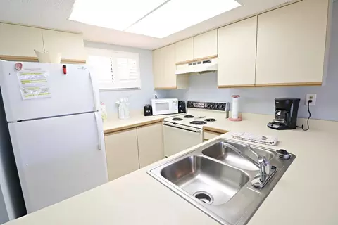 Kitchen - 4250 A1a S C14 #C14, Saint Augustine, FL 32080 photo 1 of 2