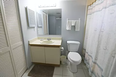 Bath - 4250 A1a S C14 #C14, Saint Augustine, FL 32080 photo 1 of 1