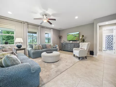 Living - 424 Downs Corner Rd, Saint Augustine, FL 32092 photo 2 of 6