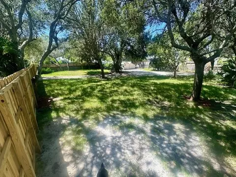 311 Micklers, Saint Augustine Beach, FL 32080 photo 3