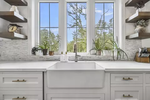 Kitchen - 8605 Ranchwood Ln, Saint Augustine, FL 32092 photo 11 of 14
