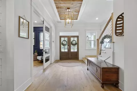 Entry Way - 8605 Ranchwood Ln, Saint Augustine, FL 32092 photo 2 of 5