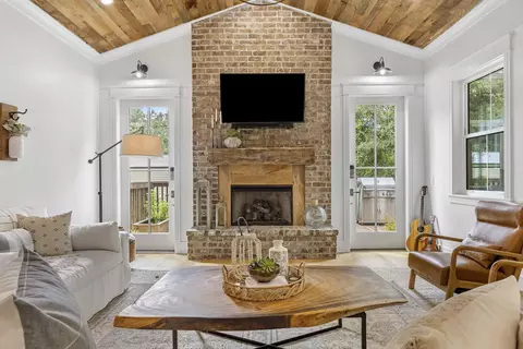Living - 8605 Ranchwood Ln, Saint Augustine, FL 32092 photo 5 of 7