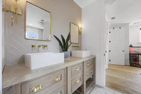 Bath - 8605 Ranchwood Ln, Saint Augustine, FL 32092 photo 11 of 12