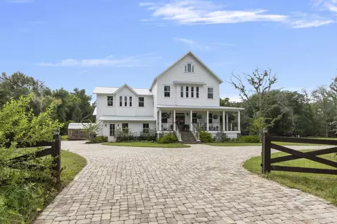 Exterior - 8605 Ranchwood Ln, Saint Augustine, FL 32092 photo 2 of 21
