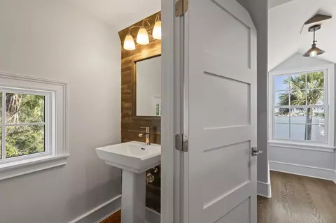 Bath - 57 Marine St, Saint Augustine, FL 32084 photo 13 of 13