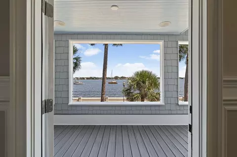 Exterior - 57 Marine St, Saint Augustine, FL 32084 photo 4 of 19