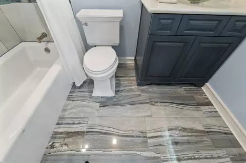 Bath - 57 Marine St, Saint Augustine, FL 32084 photo 11 of 13