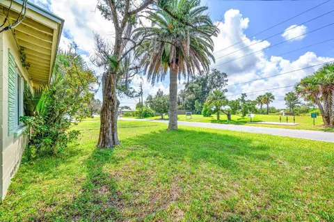 Exterior - 92 Coquina Ave, Saint Augustine, FL 32080 photo 8 of 9