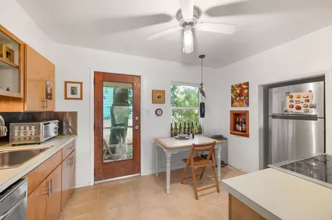 Kitchen - 92 Coquina Ave, Saint Augustine, FL 32080 photo 5 of 5