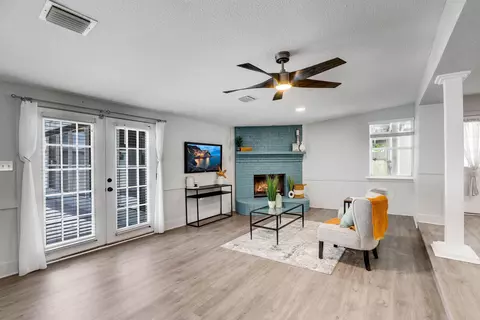 Living - 2849 Bass Haven Ln, Saint Augustine, FL 32092 photo 5 of 9