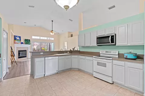 Kitchen - 105 Sandpiper Blvd, Saint Augustine, FL 32080 photo 3 of 4