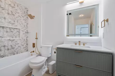 Bath - 6524 Madison St, Saint Augustine, FL 32080 photo 8 of 8
