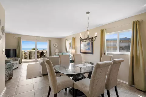 Dining - 4 Ocean Trace Rd #308, Saint Augustine, FL 32080 photo 1 of 2