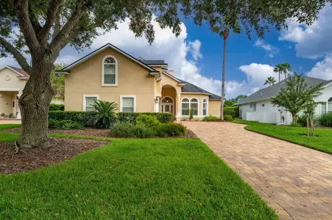 Exterior - 925 Spring Lake Ct, Saint Augustine, FL 32080 photo 11 of 13