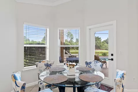 Dining - 925 Spring Lake Ct, Saint Augustine, FL 32080 photo 3 of 5