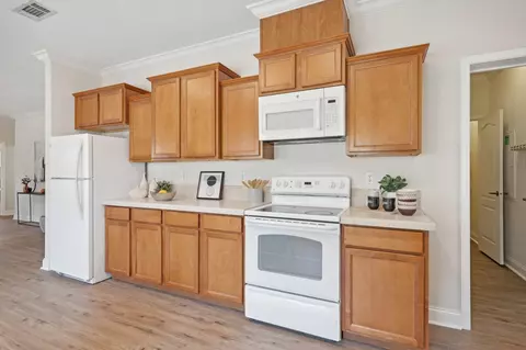 Kitchen - 2042 Reef Dr, Saint Augustine, FL 32080 photo 1 of 2