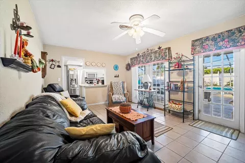 Living - 29 Sunrise Ave, Ormond Beach, FL 32176 photo 3 of 6