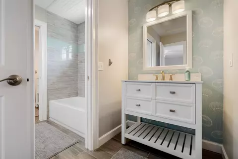 Bath - 706 Mickler Blvd, Saint Augustine, FL 32080 photo 5 of 6
