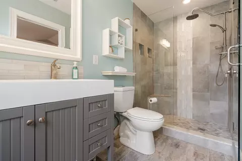 Bath - 706 Mickler Blvd, Saint Augustine, FL 32080 photo 2 of 6