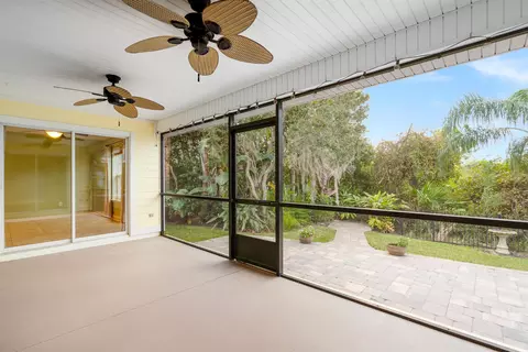 Exterior - 1301 Smiling Fish Ln, Saint Augustine, FL 32080 photo 7 of 10