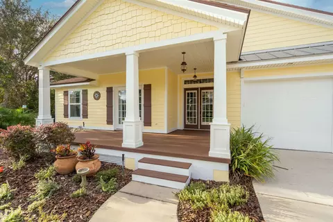 Exterior - 1301 Smiling Fish Ln, Saint Augustine, FL 32080 photo 5 of 10