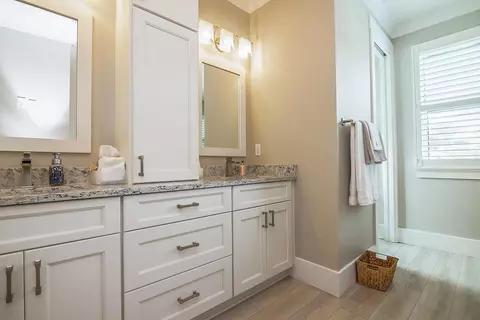 Bath - 211 Oglethorpe Blvd, Saint Augustine, FL 32080 photo 3 of 8