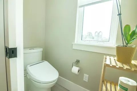 Bath - 211 Oglethorpe Blvd, Saint Augustine, FL 32080 photo 5 of 8