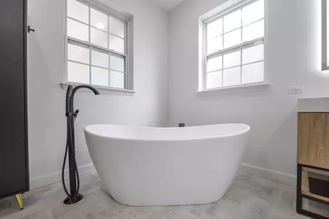 Bath - 5325 County Road 208, Saint Augustine, FL 32092 photo 5 of 6