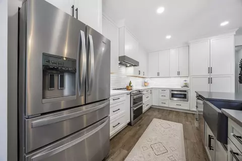 Kitchen - 5325 County Road 208, Saint Augustine, FL 32092 photo 6 of 11