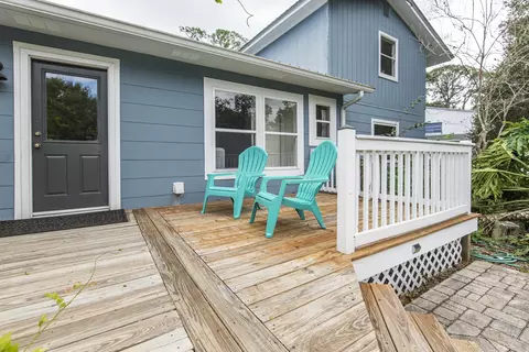 Exterior - 4 Beacon St, Saint Augustine, FL 32084 photo 3 of 15