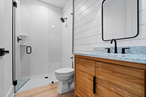 Bath - 5494 Third St, Saint Augustine, FL 32080 photo 5 of 8