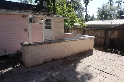 Exterior - 130 Moore St, Saint Augustine, FL 32084 photo 3 of 10