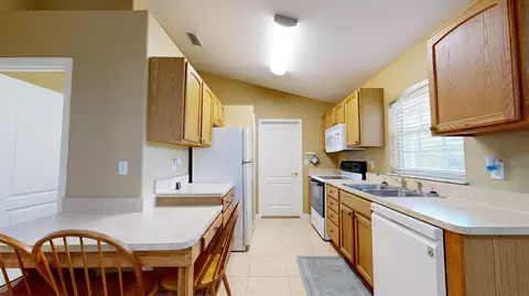 Kitchen - 411 Wateroak St, Saint Augustine, FL 32086 photo 8 of 8