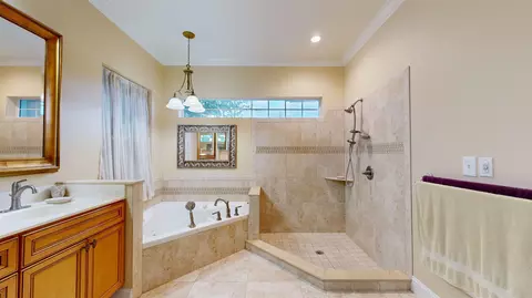 Bath - 411 Wateroak St, Saint Augustine, FL 32086 photo 1 of 6