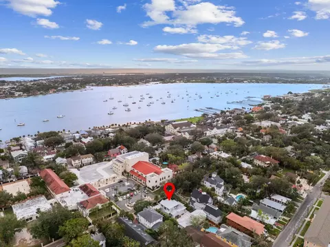 264 Saint George St, Saint Augustine, FL 32084 photo 4