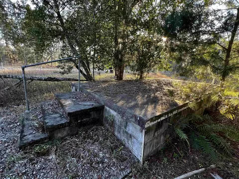 216 Nova Scotia St, Interlachen, FL 32148 photo 5