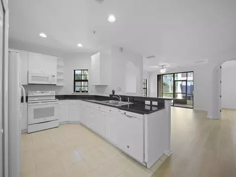 305 Via Castilla #101, Saint Augustine, FL 32095 photo 12