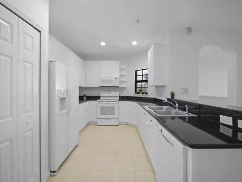 305 Via Castilla #101, Saint Augustine, FL 32095 photo 11