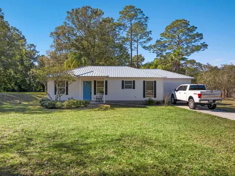 215 Circle Dr E, Saint Augustine, FL 32084 photo 2