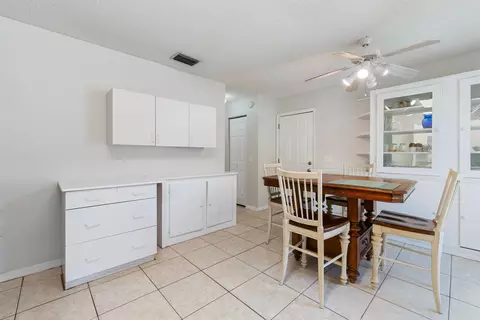 215 Circle Dr E, Saint Augustine, FL 32084 photo 9