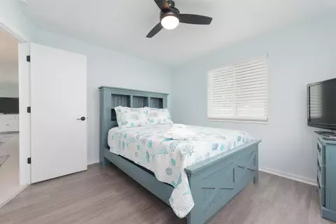 Bedroom - 201 7th St, Saint Augustine, FL 32080 photo 2 of 7
