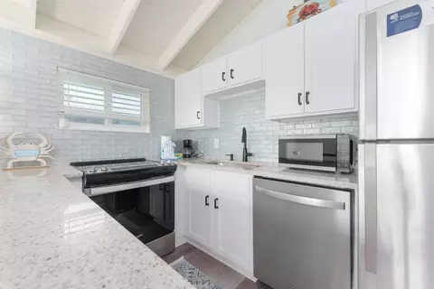 Kitchen - 201 7th St, Saint Augustine, FL 32080 photo 4 of 4
