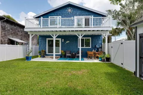 Exterior - 201 7th St, Saint Augustine, FL 32080 photo 3 of 8