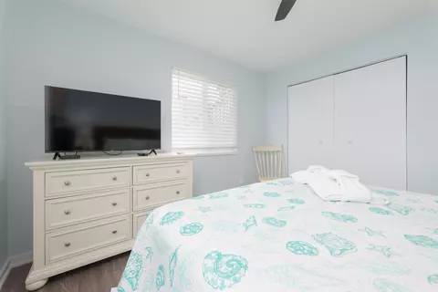 Bedroom - 201 7th St, Saint Augustine, FL 32080 photo 5 of 7